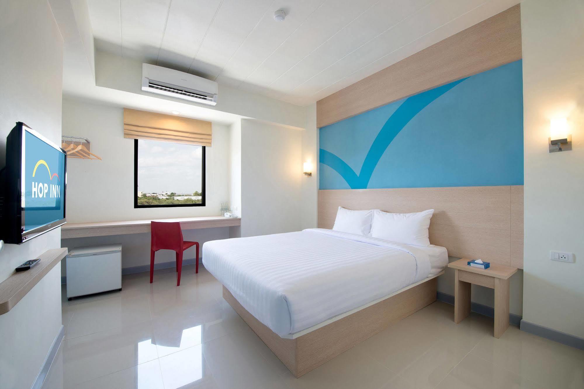 Hop Inn Phuket Exterior photo