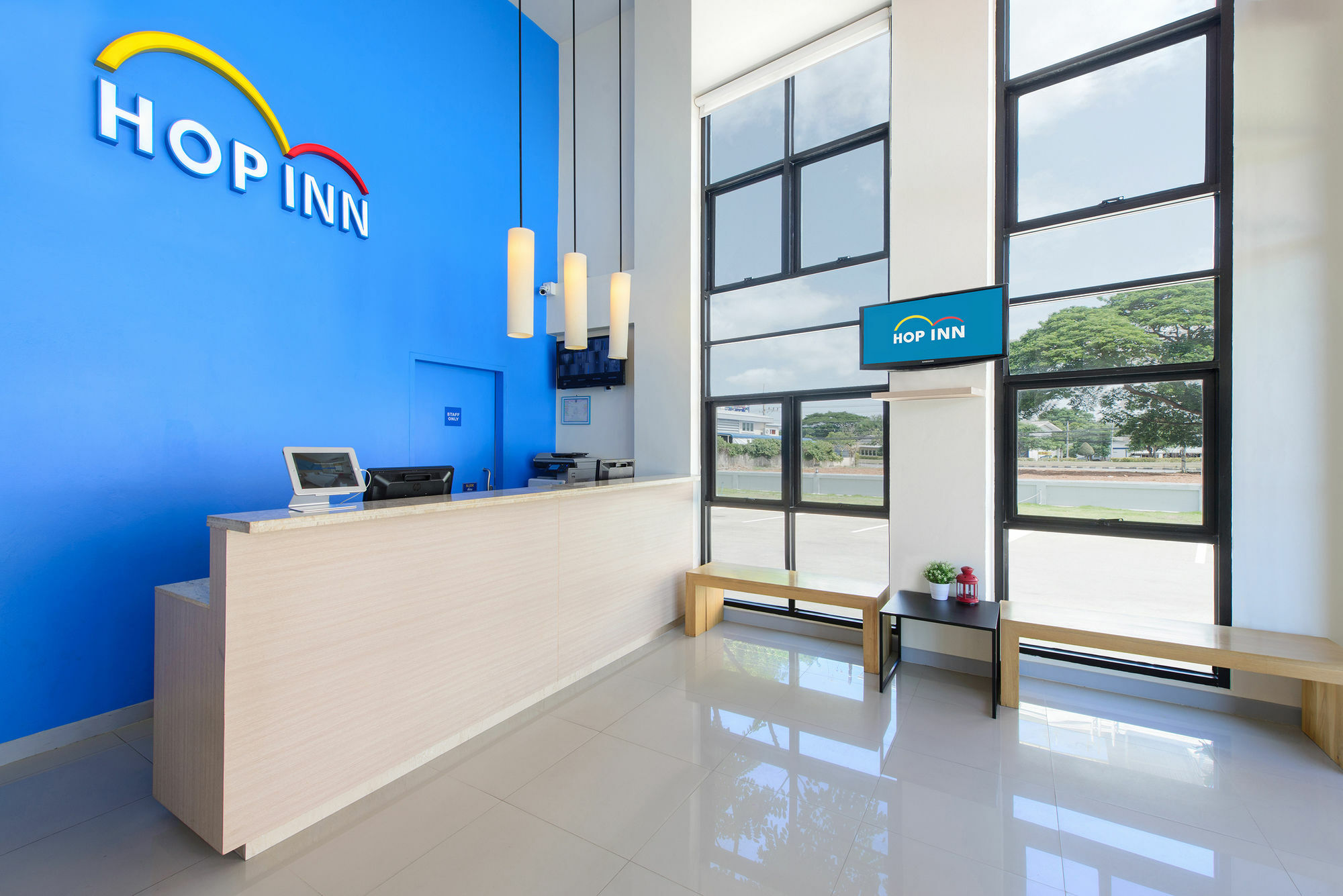 Hop Inn Phuket Exterior photo